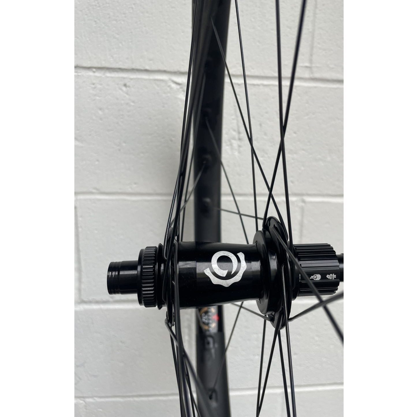 Reserve 37 29 i9 Hydra Boost Wheelset