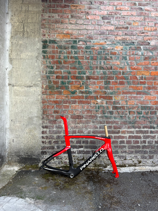 2023 Pinarello Dogma F Eruption Red Size 55